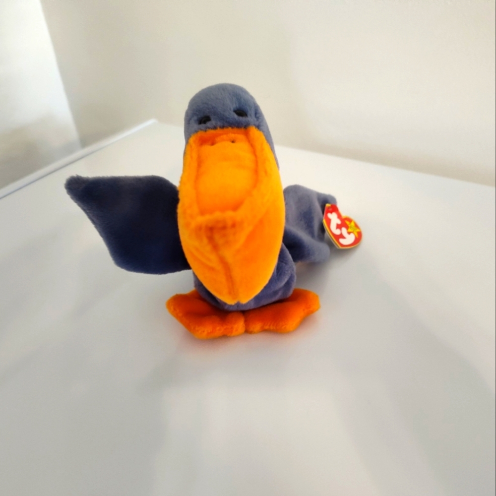 Ty beanie baby scoop the Pelican July 1st 1996.